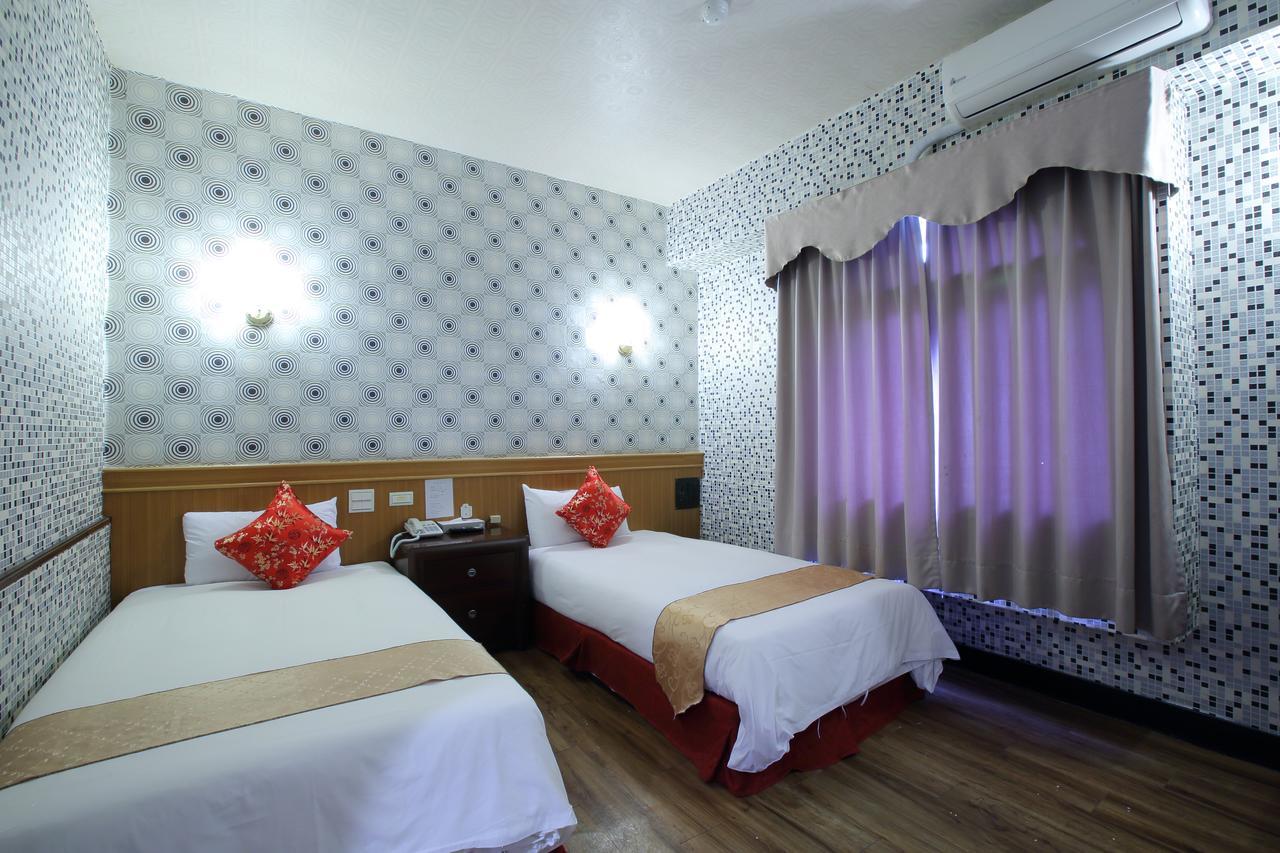 Chiayi Crown Hotel Экстерьер фото