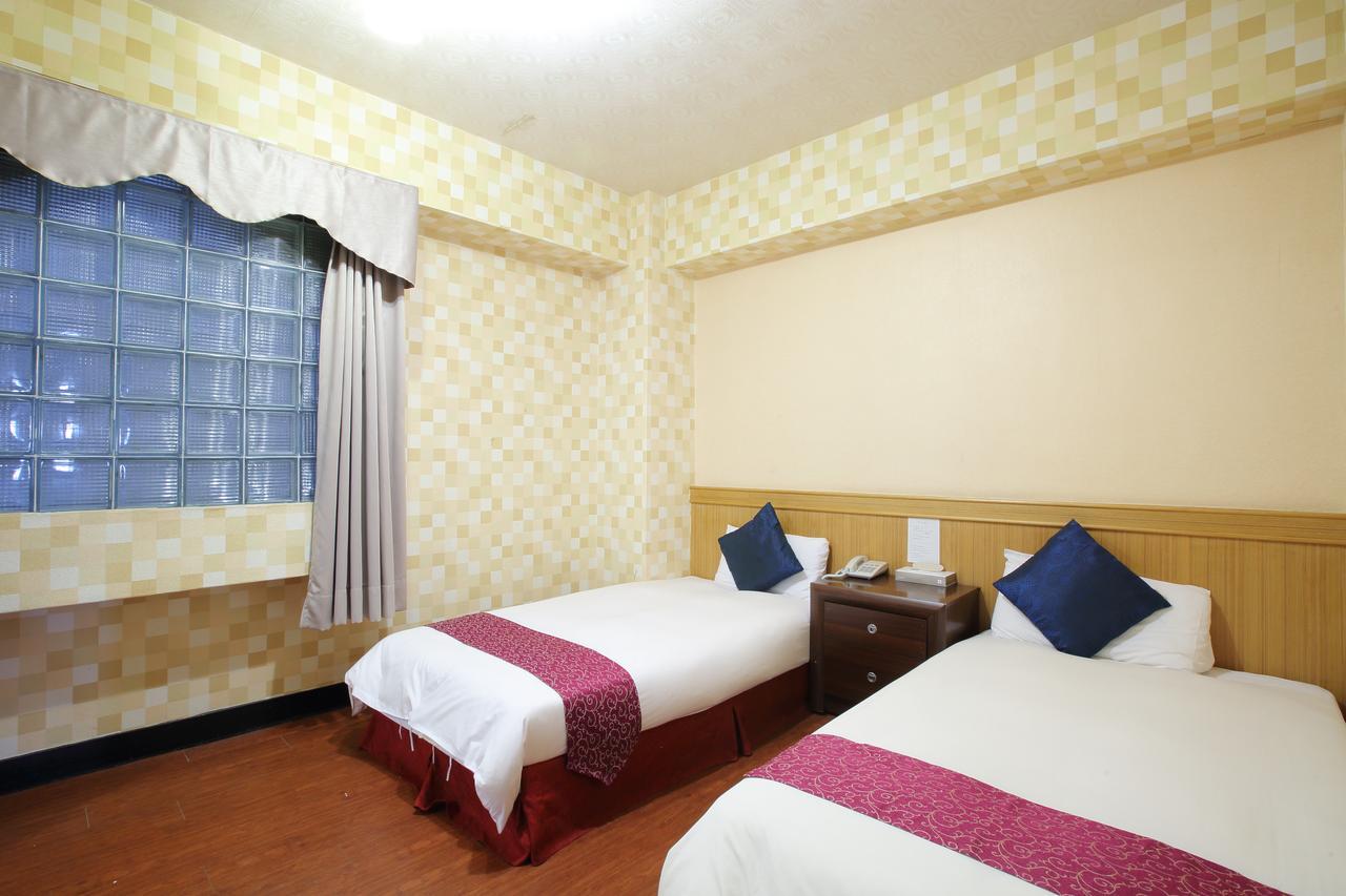 Chiayi Crown Hotel Экстерьер фото