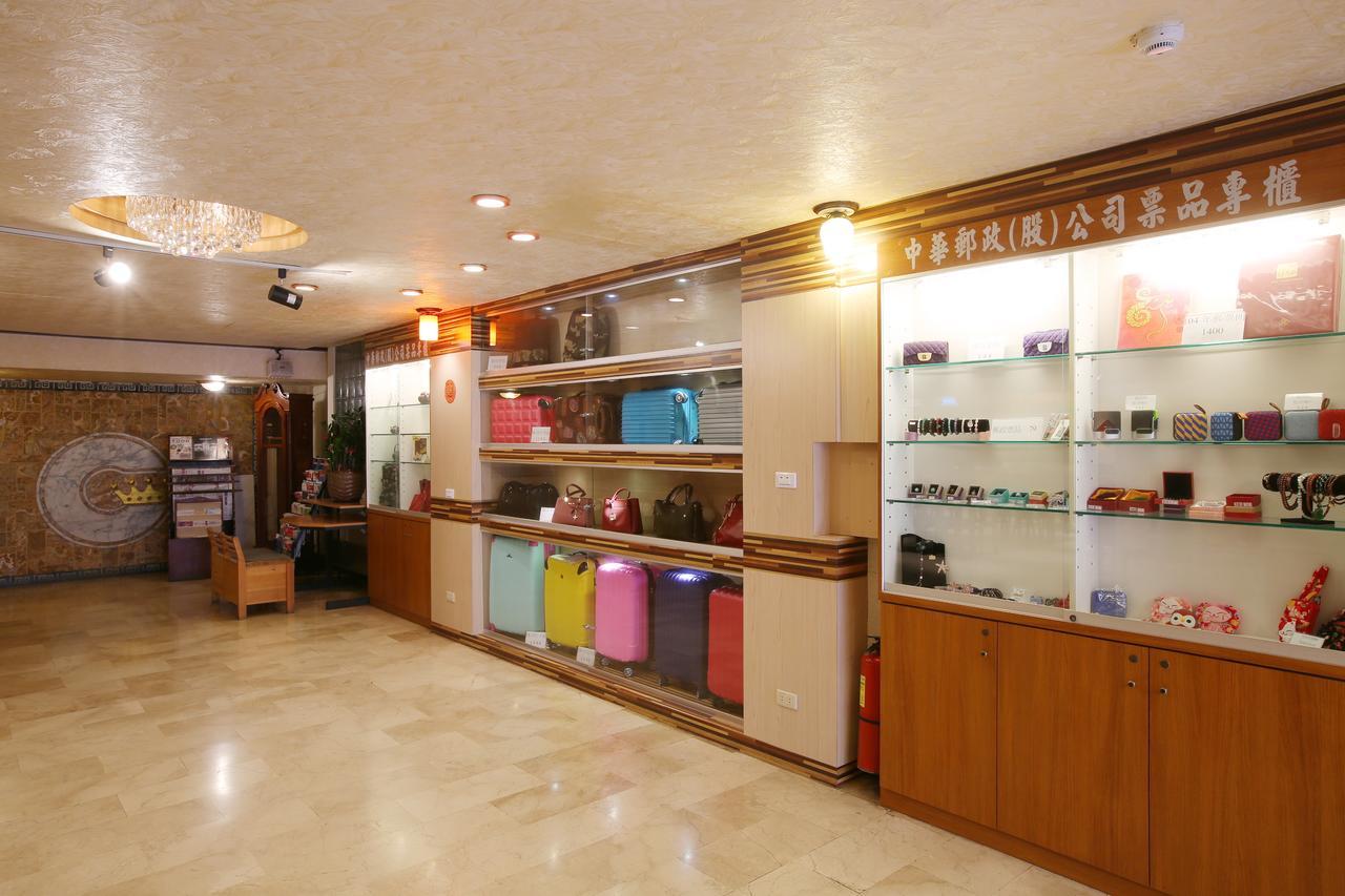 Chiayi Crown Hotel Экстерьер фото